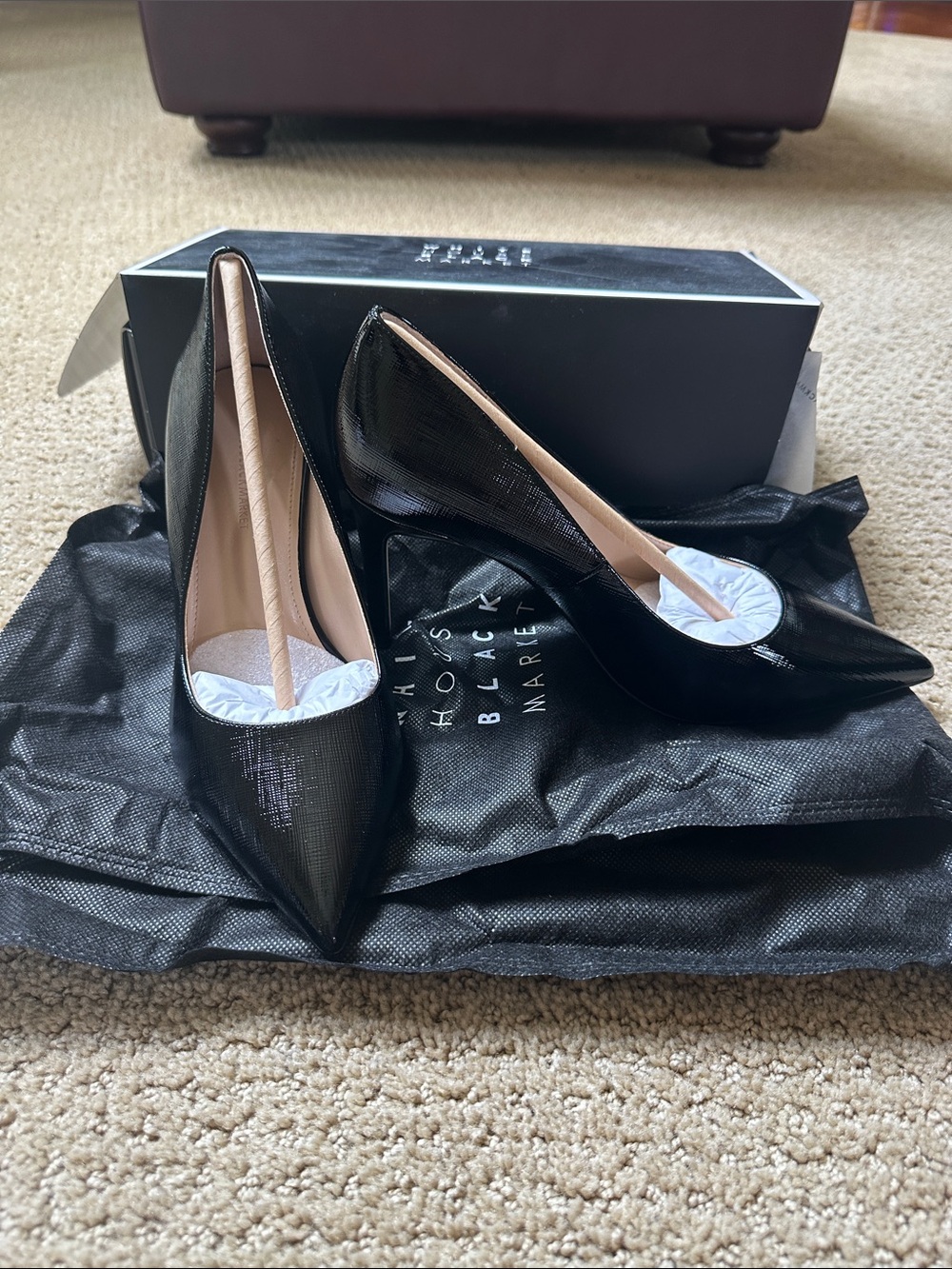 WHBM Black Saffiano Comfort Pump size 7 NEW